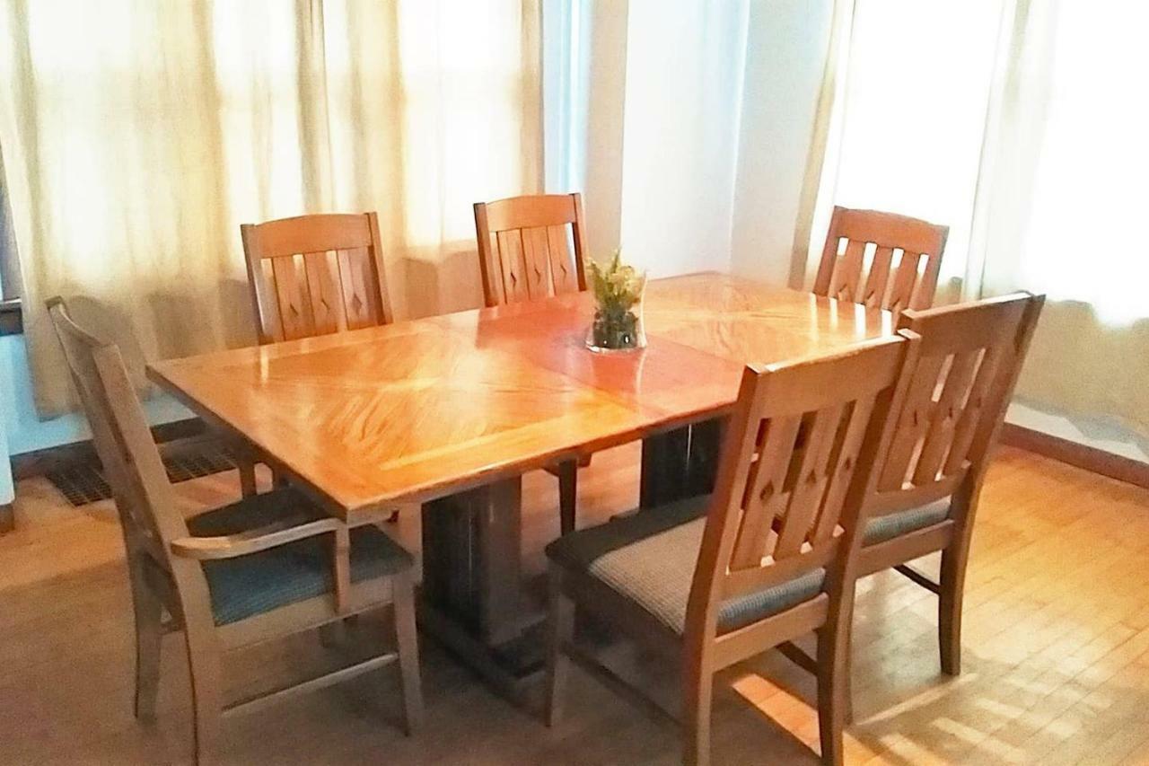Comfortable 3 Bedroom Craftsman Bungalow In Milwaukee'S Bay View Neighborhood Esterno foto
